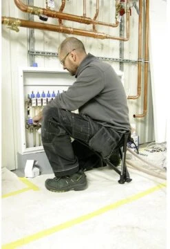 Walkstool - 3-Poots Krukje - Comfort 55 Cm - Verstelbaar - Zwart -Kampeermeubilair 824x1200 1